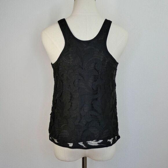 Milly Lace Tank - Picture 2 of 12